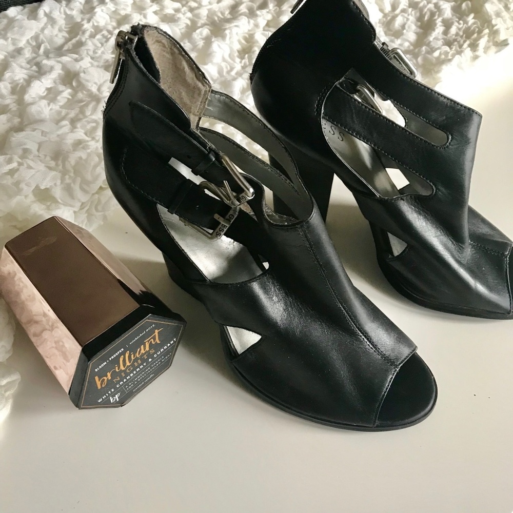 Guess cutout heels
